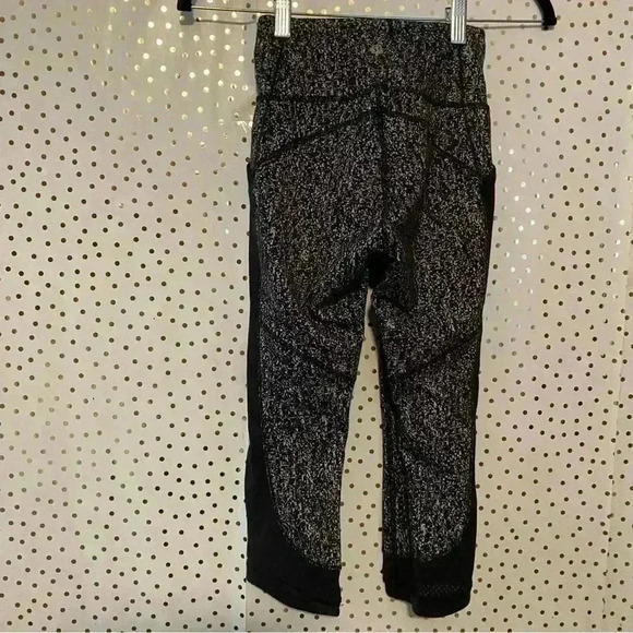 Lululemon Black Capris - Picture 12 of 13